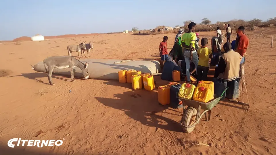 Une citerne souple CITERNEO pour le stockage d'eau potable dans un contexte humanitaire