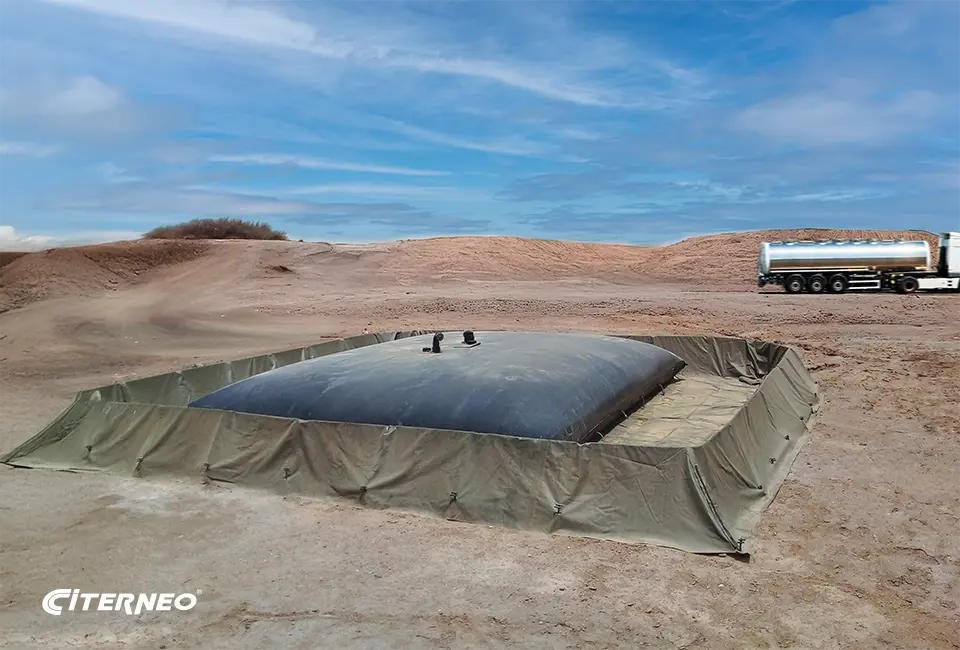 Un serbatoio flessibile CITERNEO per lo stoccaggio di idrocarburi